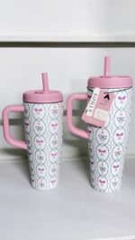 كوب مصنوع من الستانستيل  بجوده عاليه . خالي من BPA للمشروبات الحاره والبارده  1150 ml يحتفض بالبروده إلى 12 ساعه
